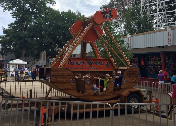 pirates-revenge-swing-carnival