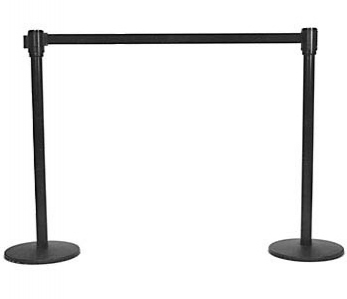 black-stanchion-with-retractable-belt